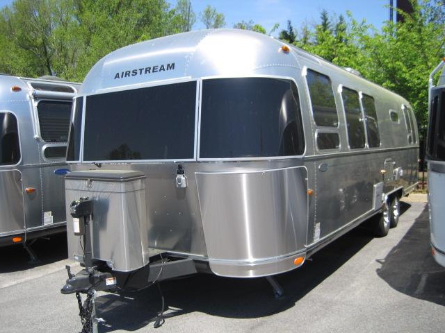 New 2010 Airstream Flying Cloud 30 Travel Trailer For Sale
